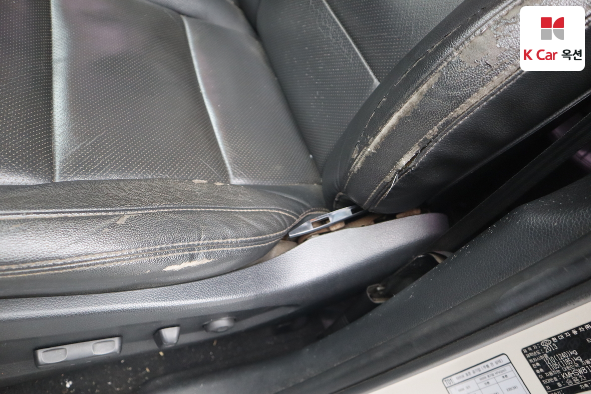 هيونداي سانتافي 2014 - صورة 19