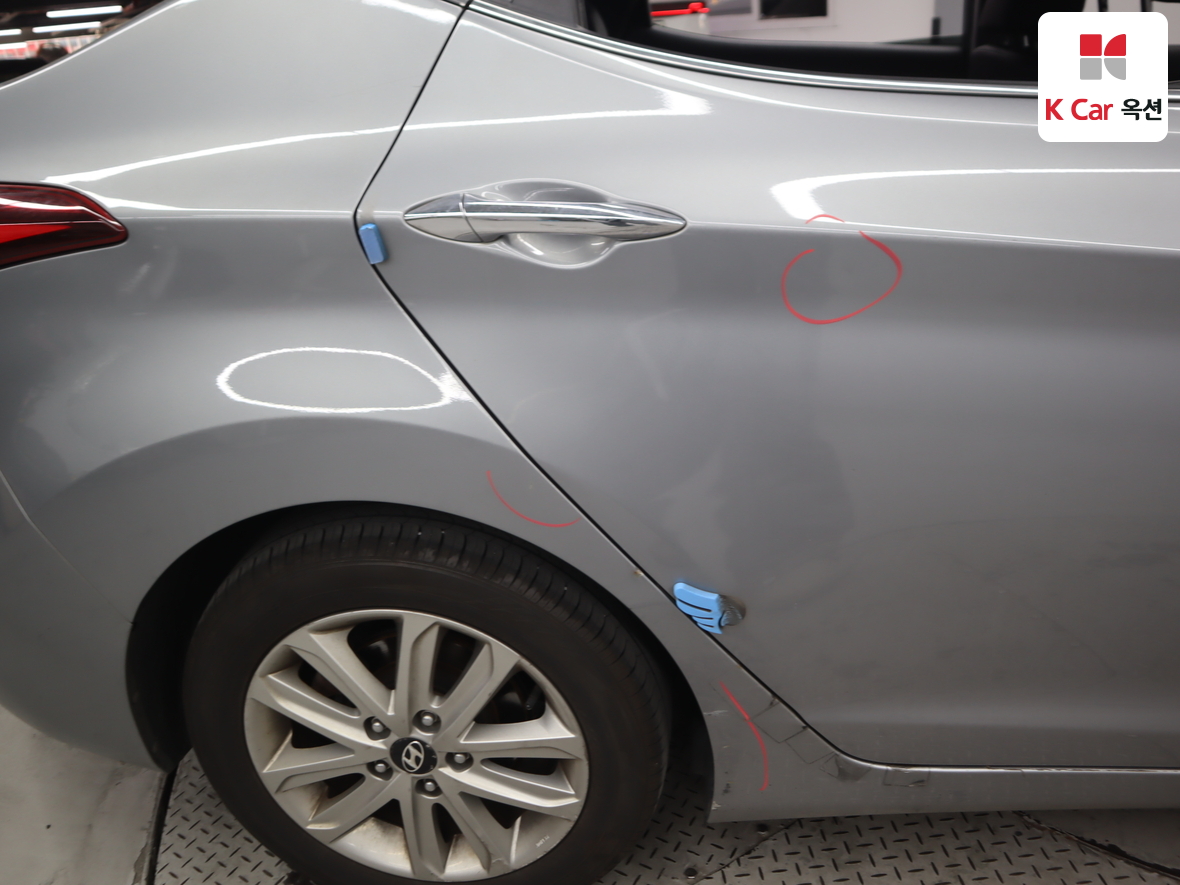 Hyundai Elantra 2015 - Image 43