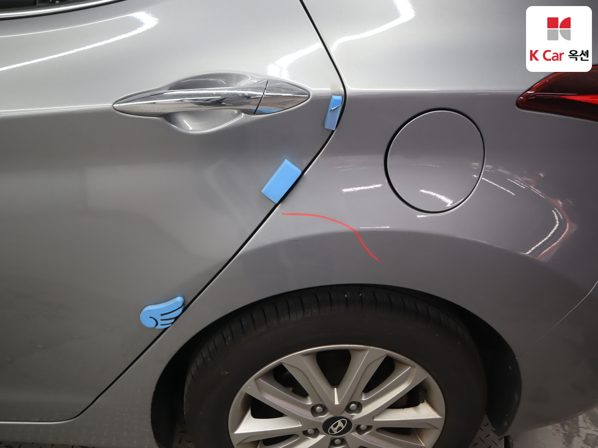 Hyundai Elantra 2015 - Image 40