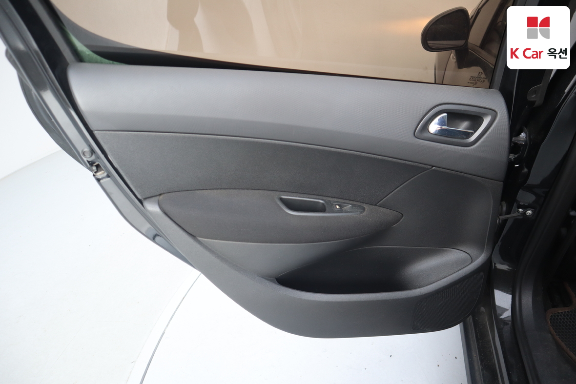 PEUGEOT 푸조 2010 - 이미지 22