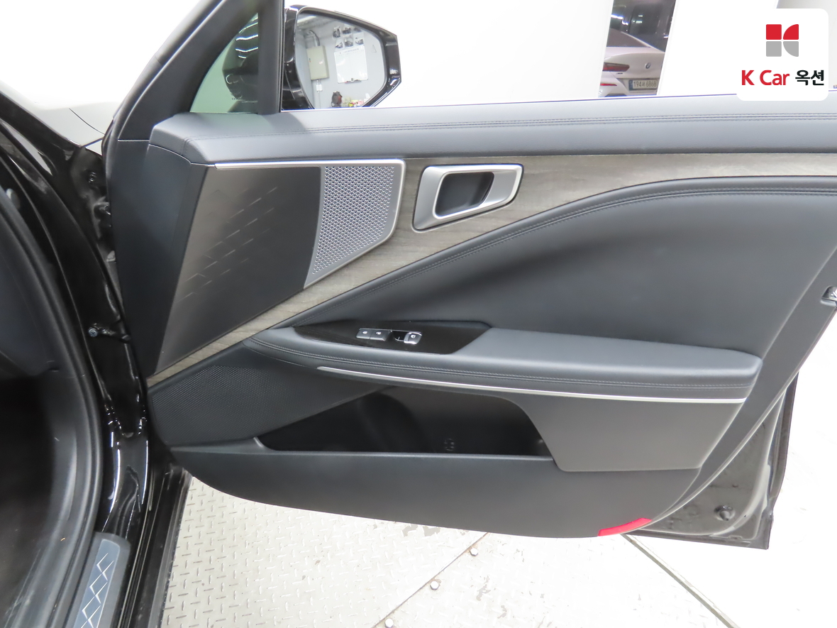 Kia K8 2023 - Image 30