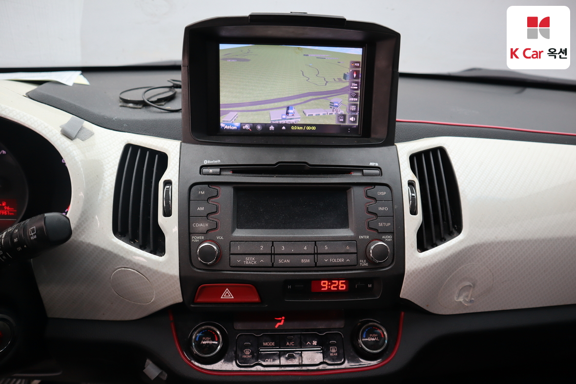 Kia Sportage 2011 - Image 6