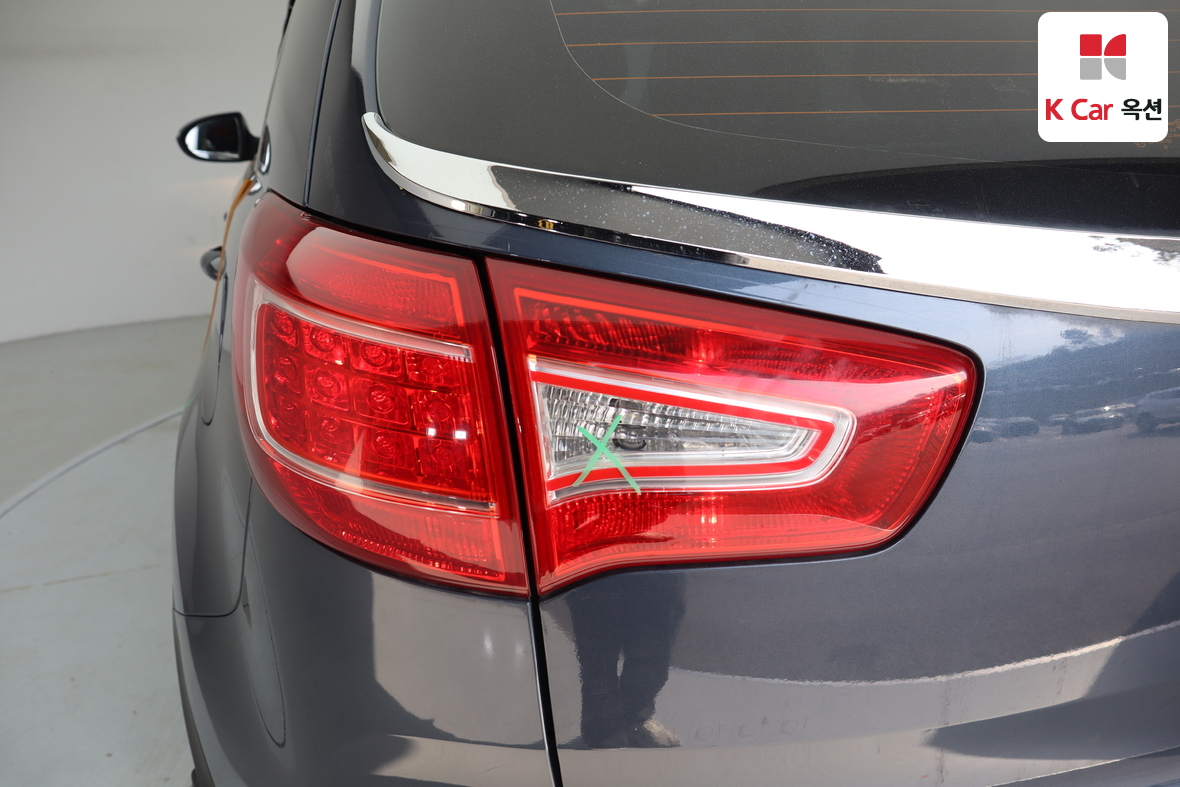 Kia Sportage 2011 - Image 41