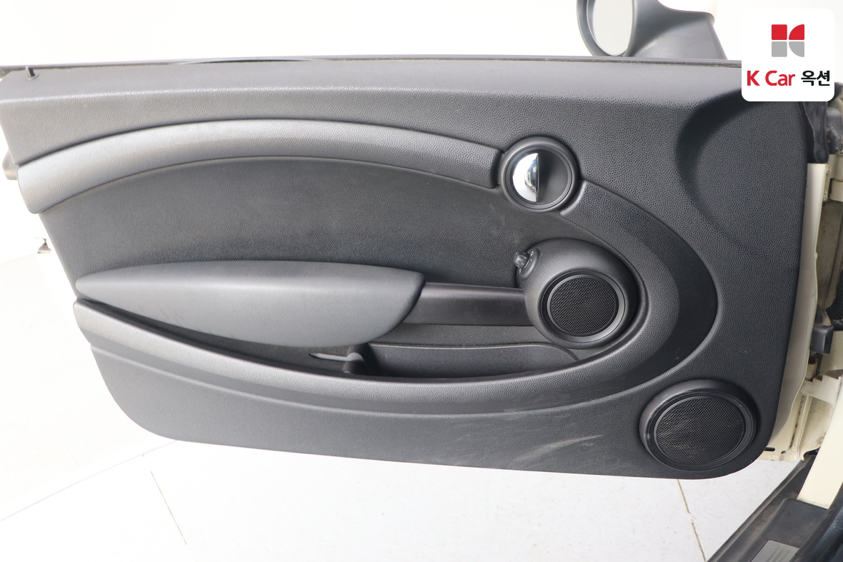 BMW MINI 2013 - Image 8