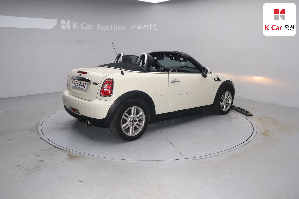 BMW MINI 2013 - Image 44