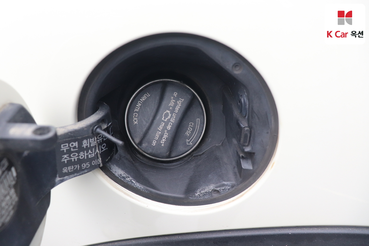 BMW MINI 2013 - Image 21