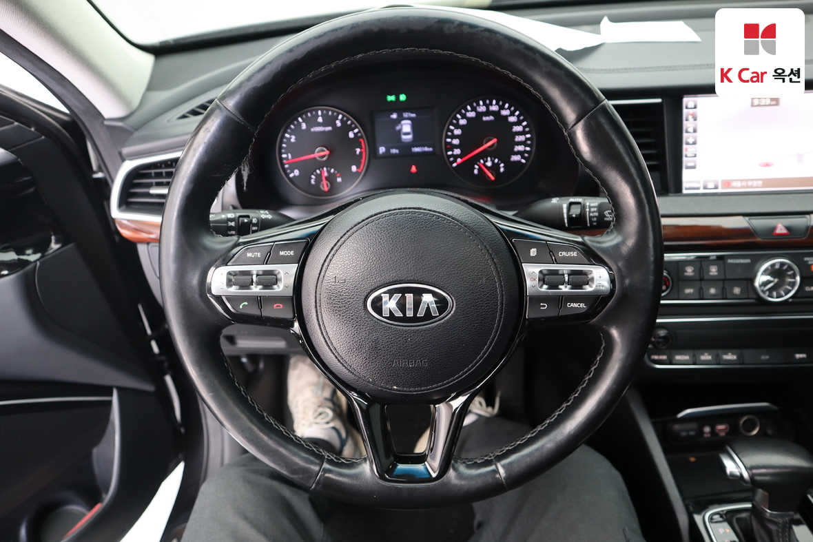 Kia K7 - 10