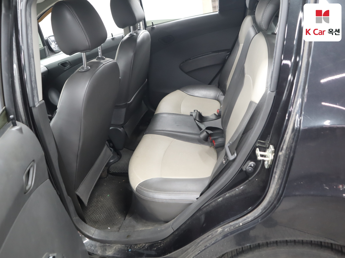 جنرال موتورز كوريا سبارك 2012 - صورة 23