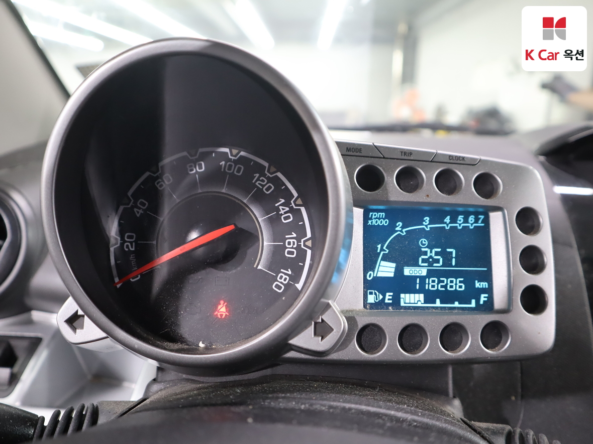 جنرال موتورز كوريا سبارك 2012 - صورة 5