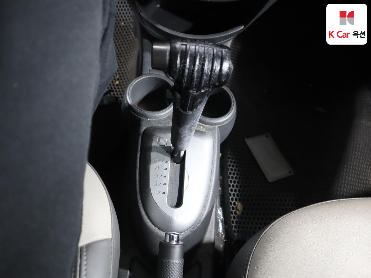 جنرال موتورز كوريا سبارك 2012 - صورة 17