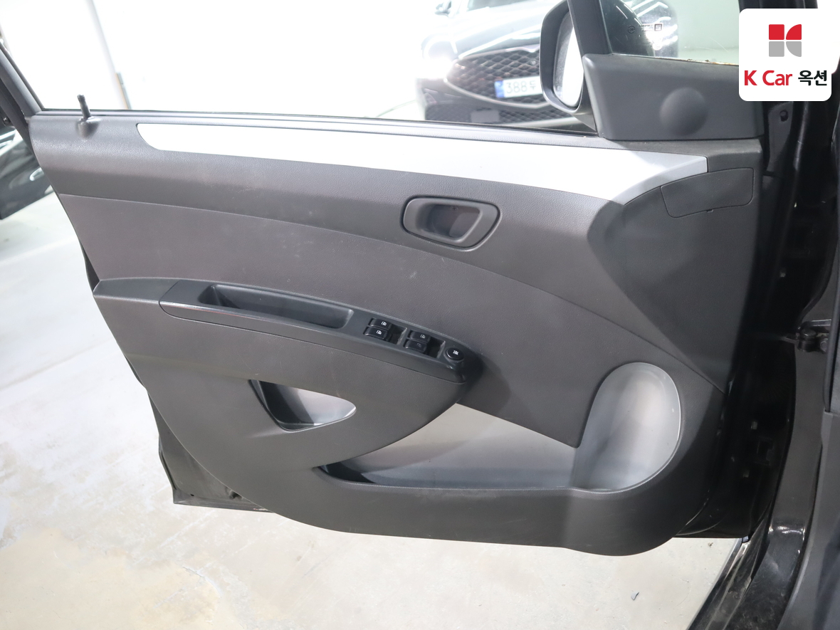 جنرال موتورز كوريا سبارك 2012 - صورة 8