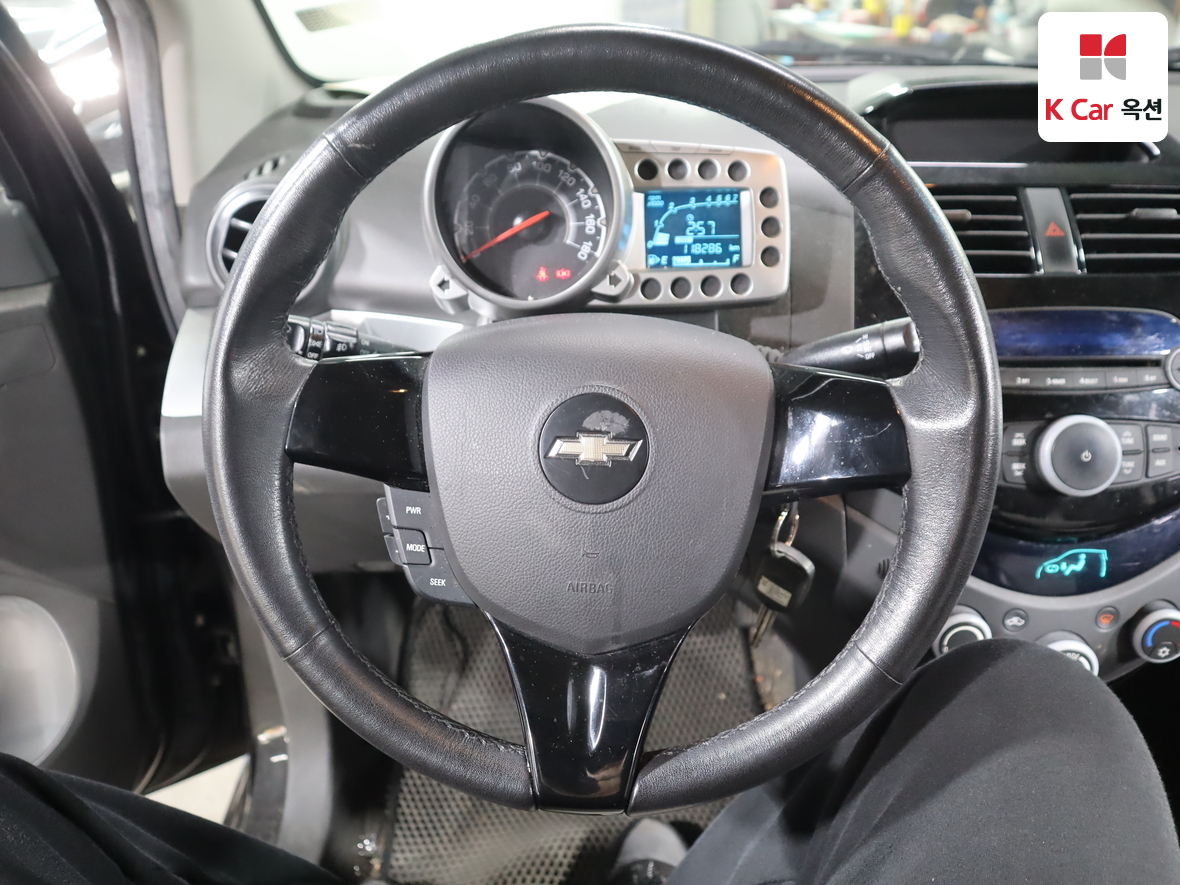 جنرال موتورز كوريا سبارك 2012 - صورة 10