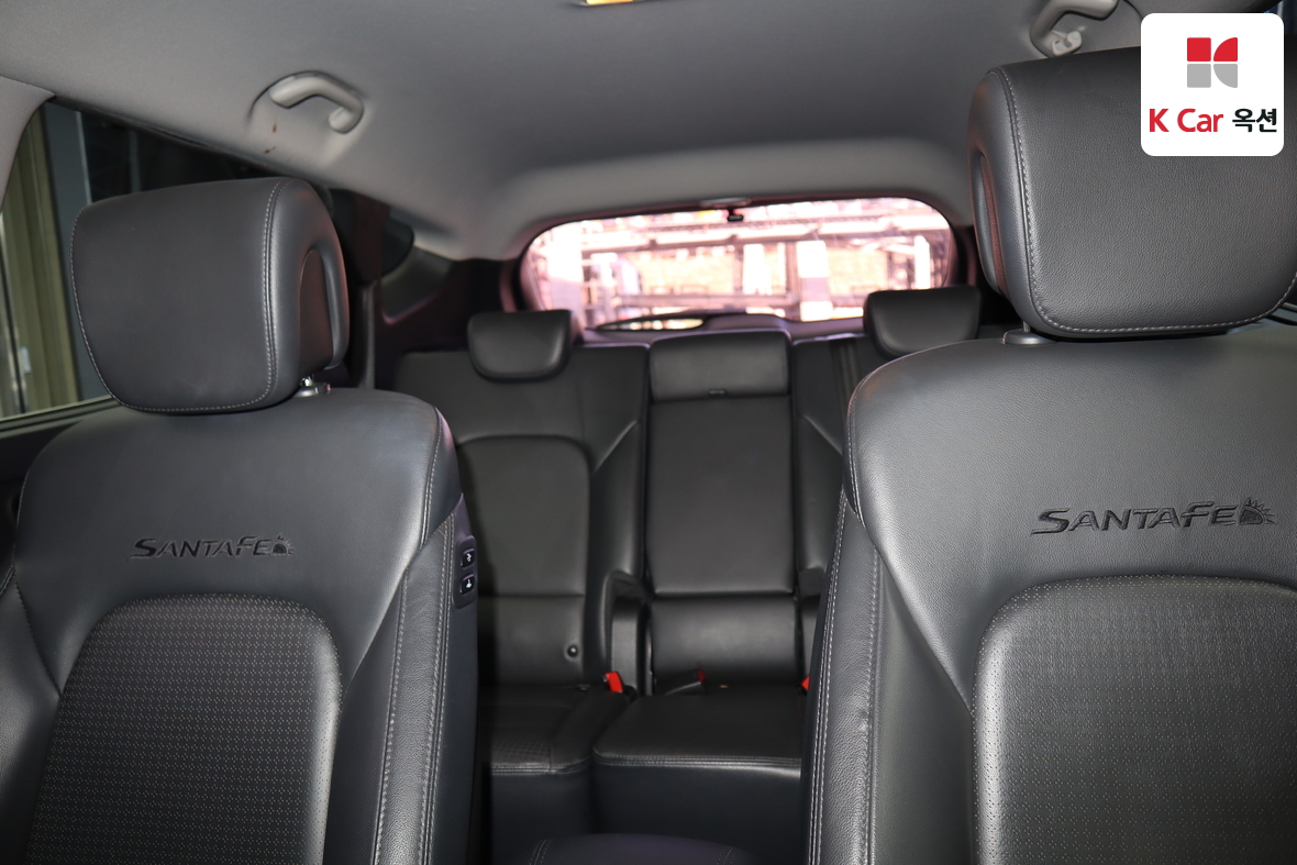 Hyundai Santa Fe 2015 - Image 17