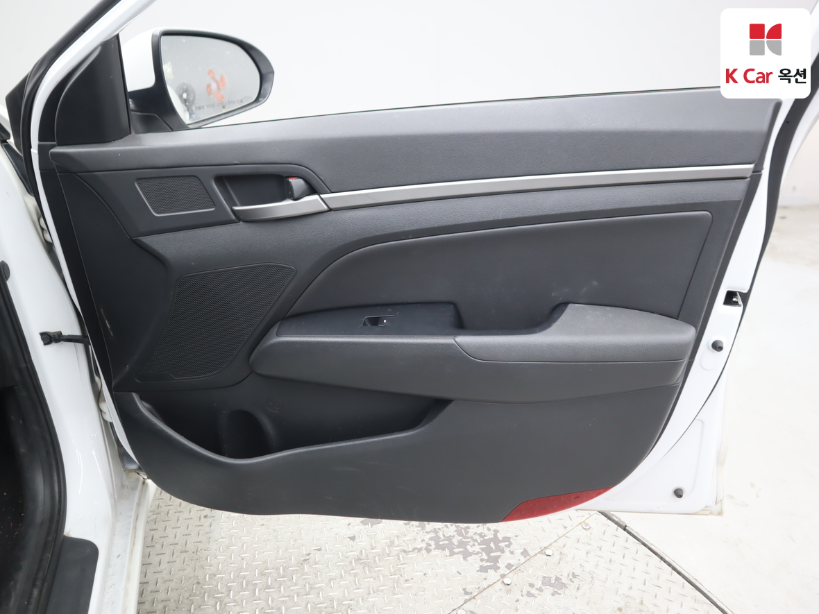 현대자동차 아반떼 2016 - 이미지 28