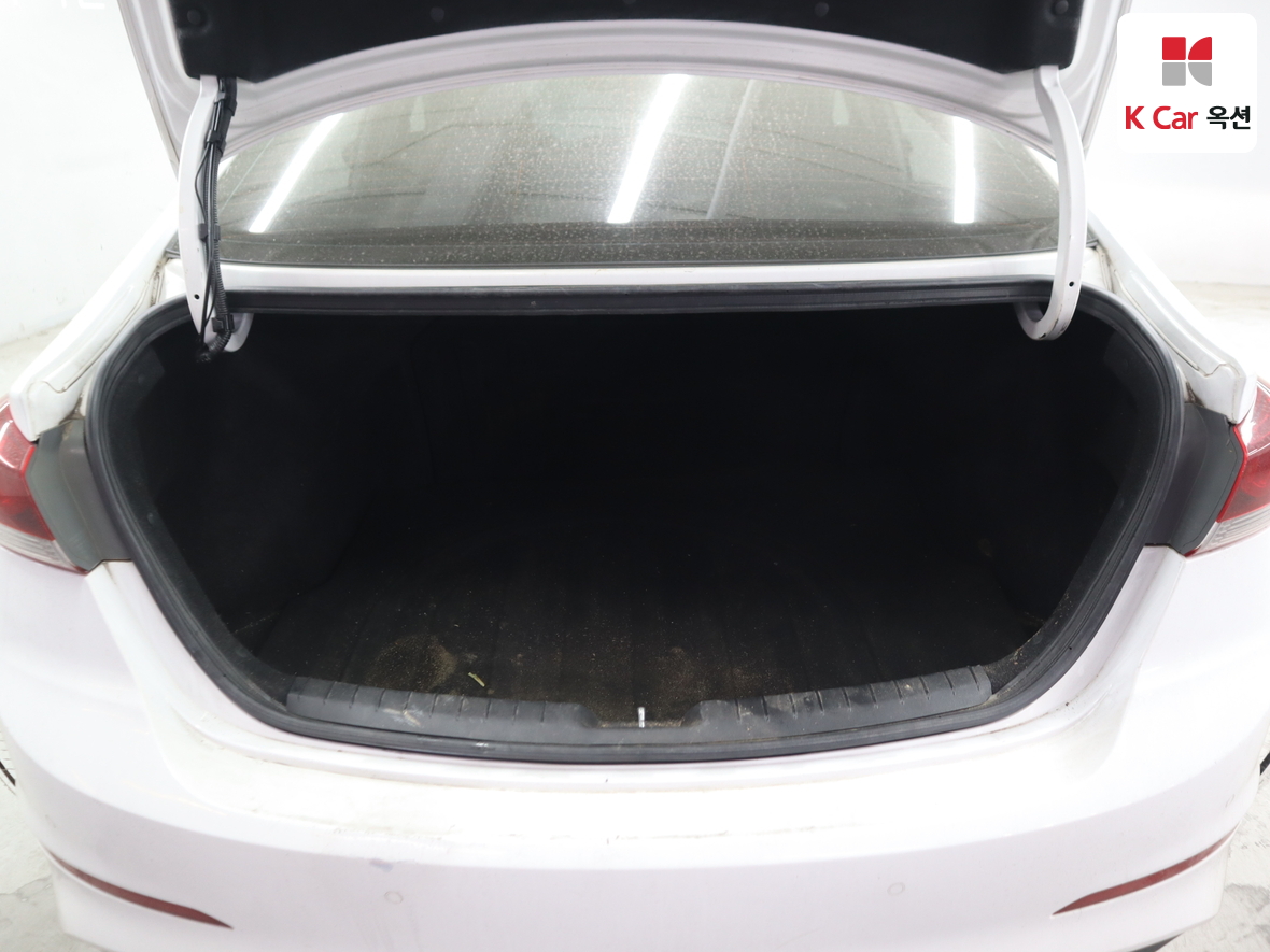 현대자동차 아반떼 2016 - 이미지 25