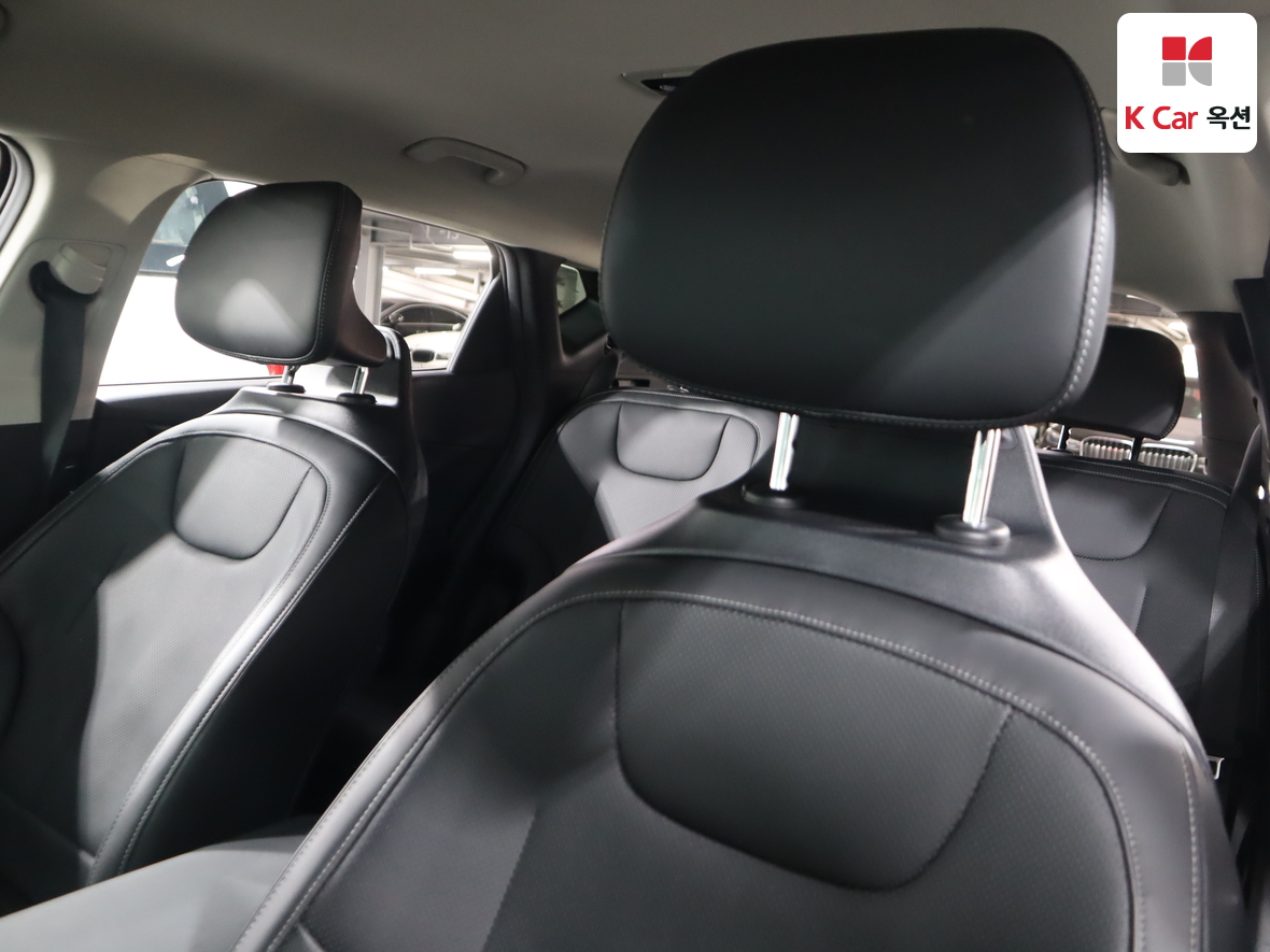 Kia EV6 2022 - Image 19