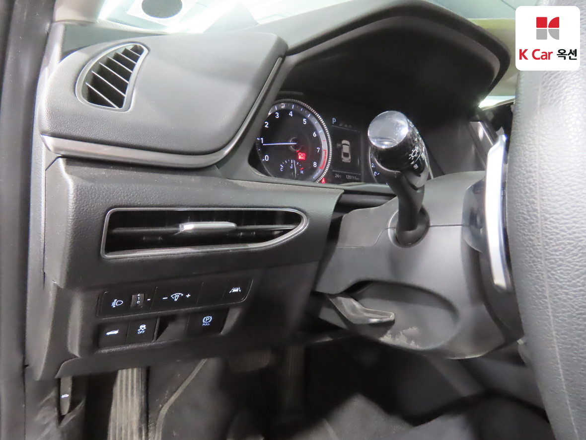 Hyundai Sonata 2022 - Image 9