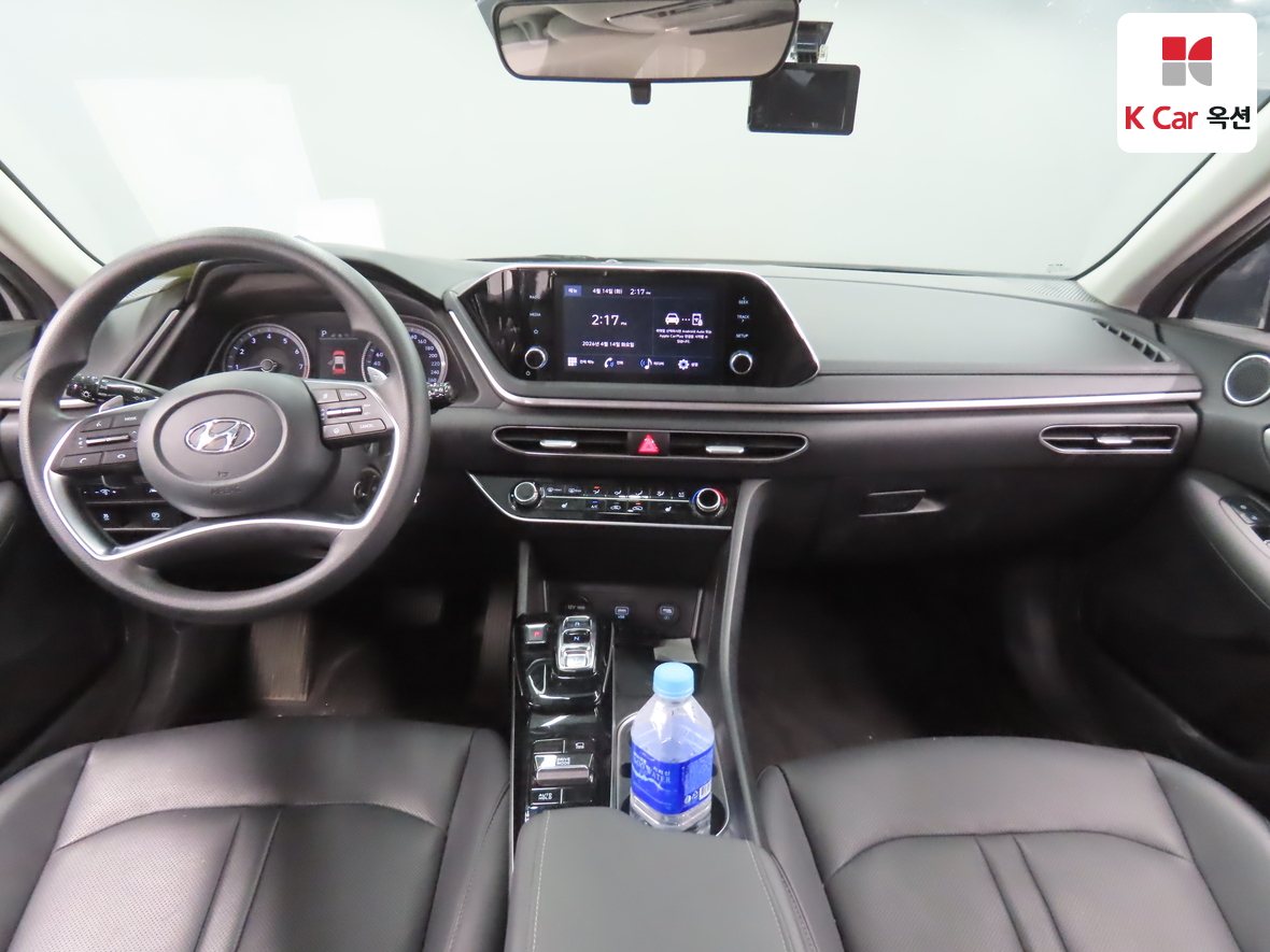 Hyundai Sonata 2022 - Image 3