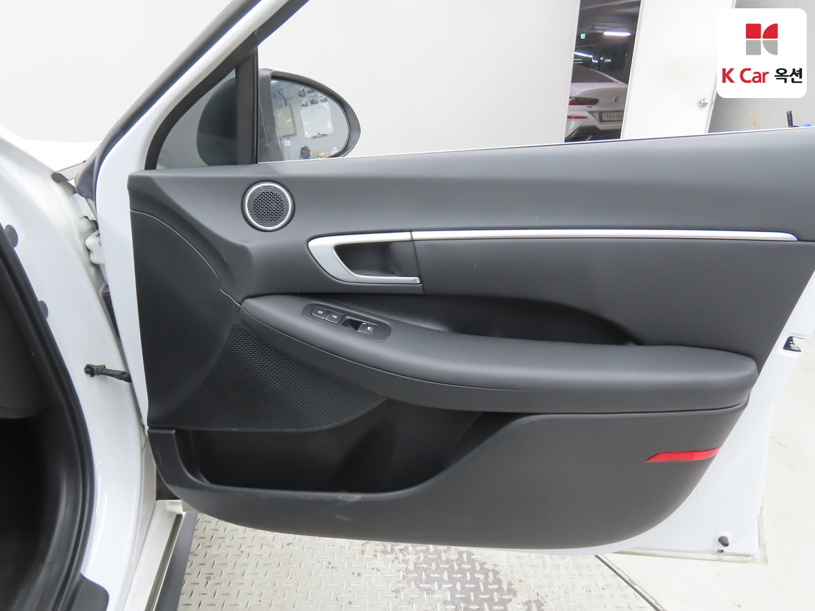 Hyundai Sonata 2022 - Image 27