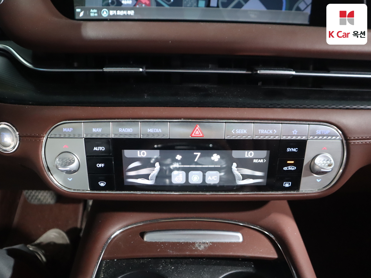 Genesis G90 2022 - Image 15
