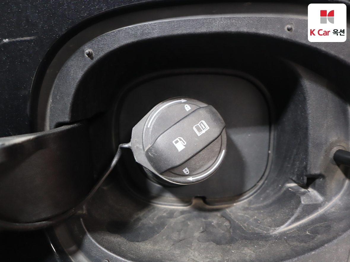 Genesis G90 2022 - Image 25