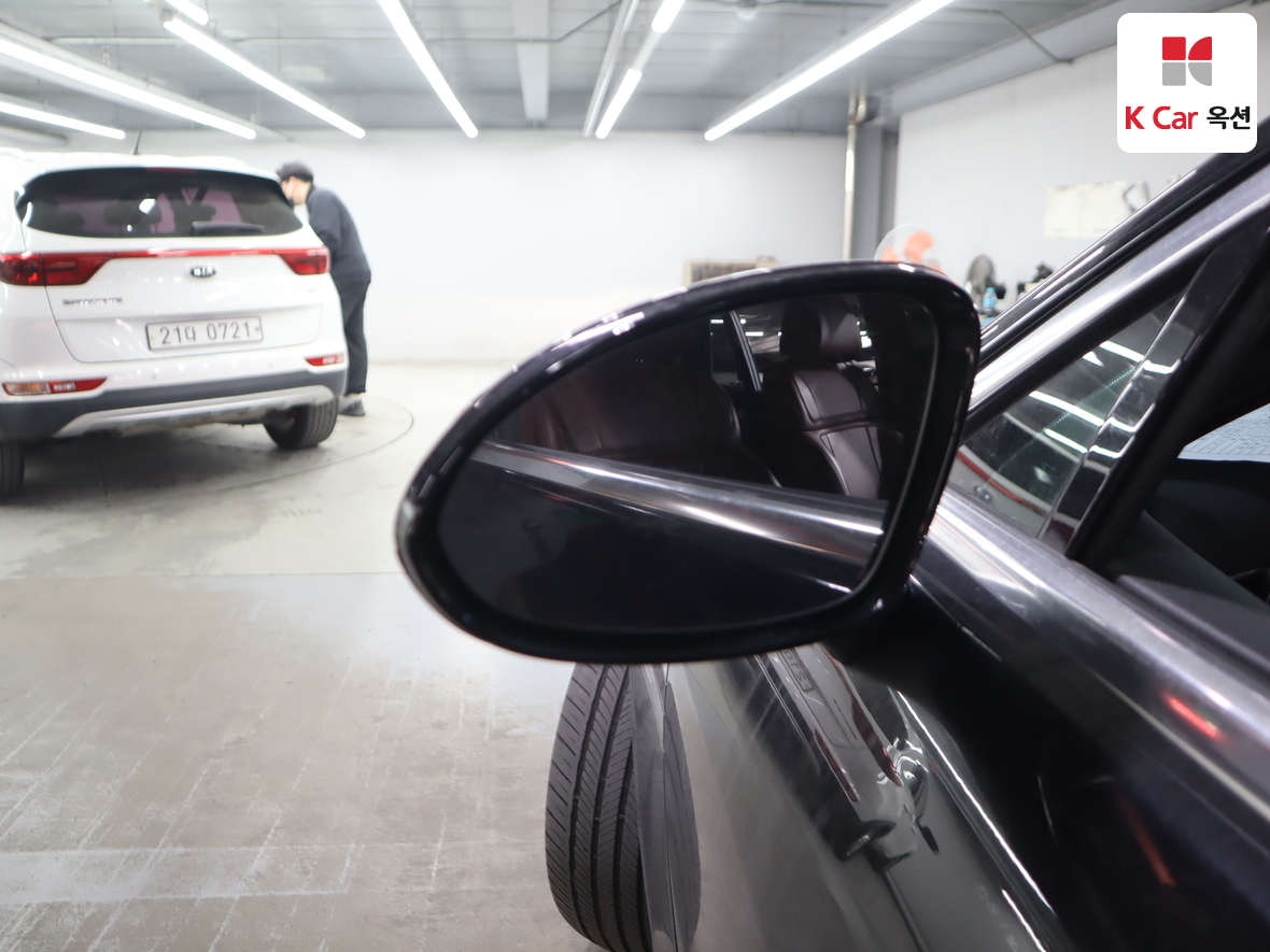 Genesis G90 2022 - Image 21