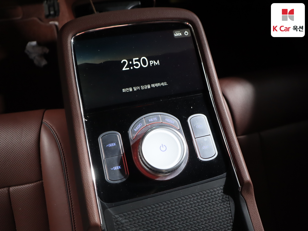 Genesis G90 2022 - Image 24