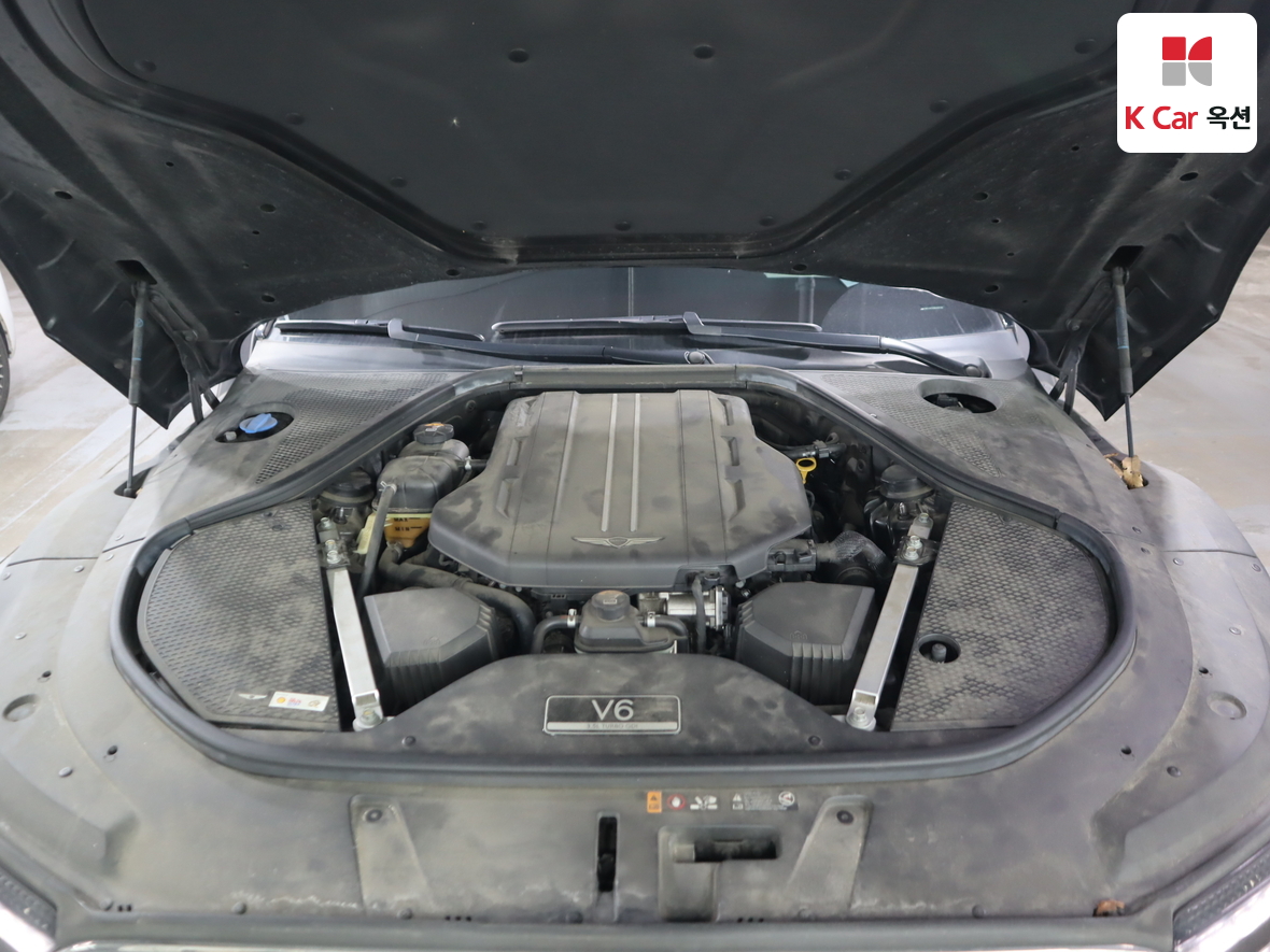 Genesis G90 2022 - Image 34