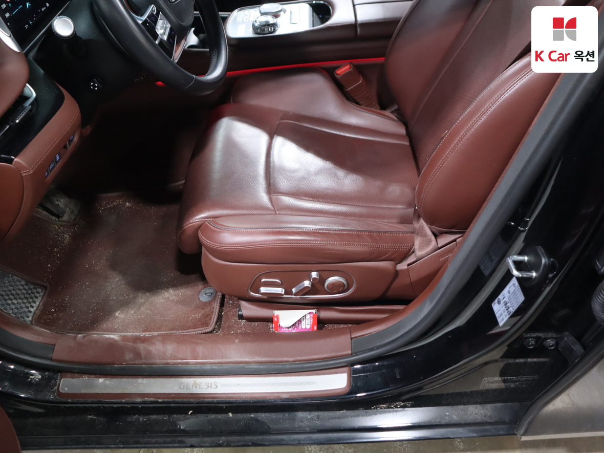 Genesis G90 2022 - Image 18