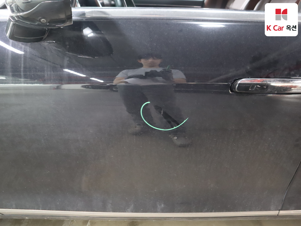 Genesis G90 2022 - Image 36