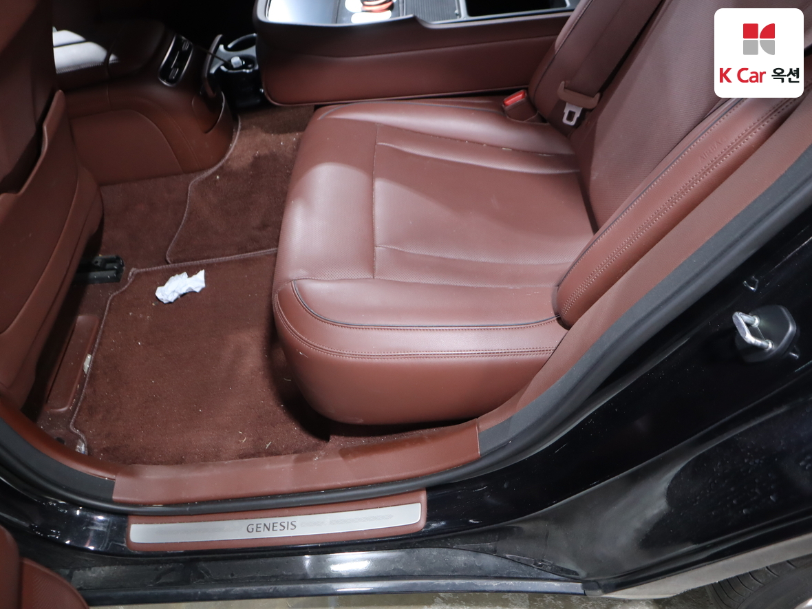 Genesis G90 2022 - Image 23