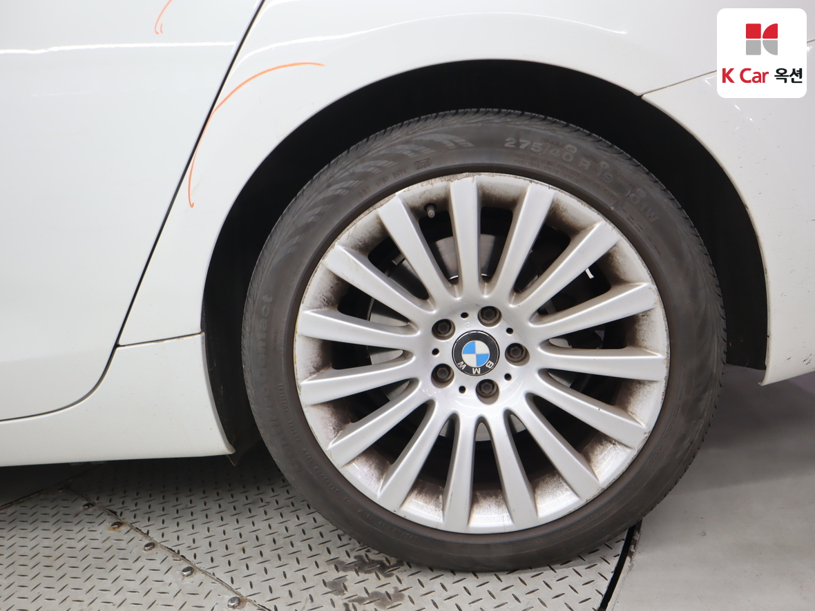 BMW 5 Series - 45