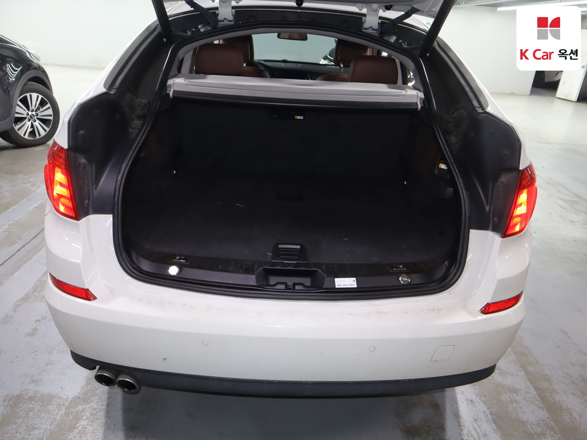 BMW 5 Series - 25