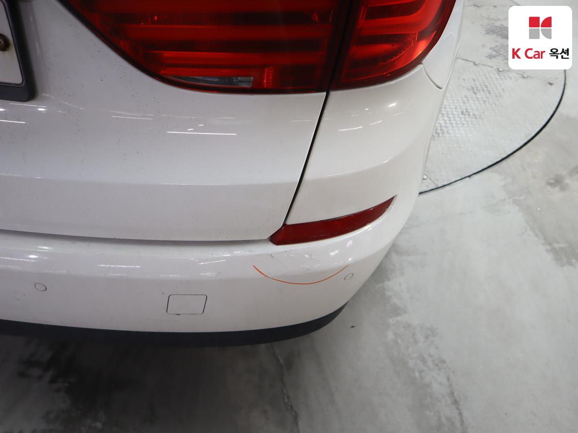 BMW 5 Series - 40