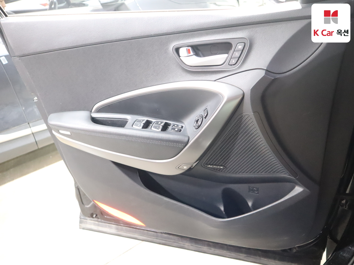 هيونداي سانتافي 2015 - صورة 8