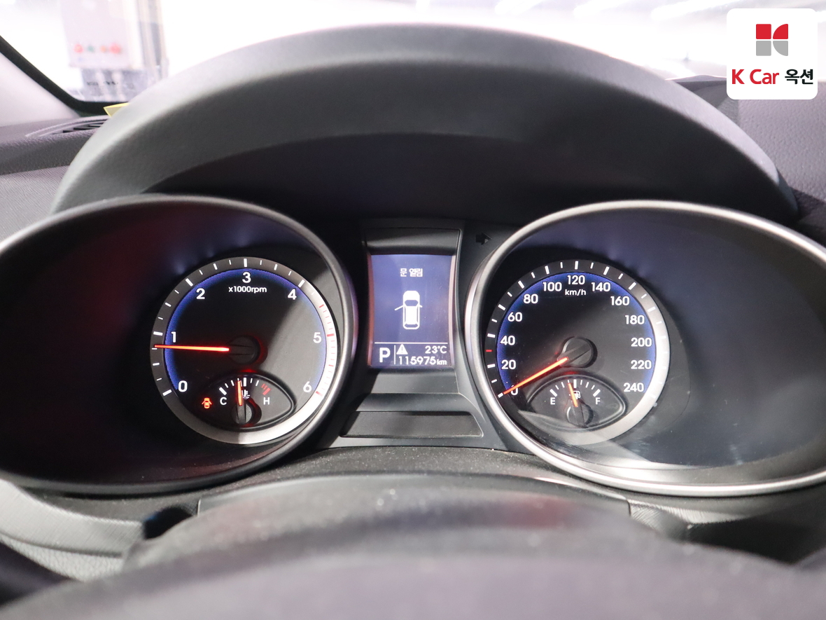 هيونداي سانتافي 2015 - صورة 5