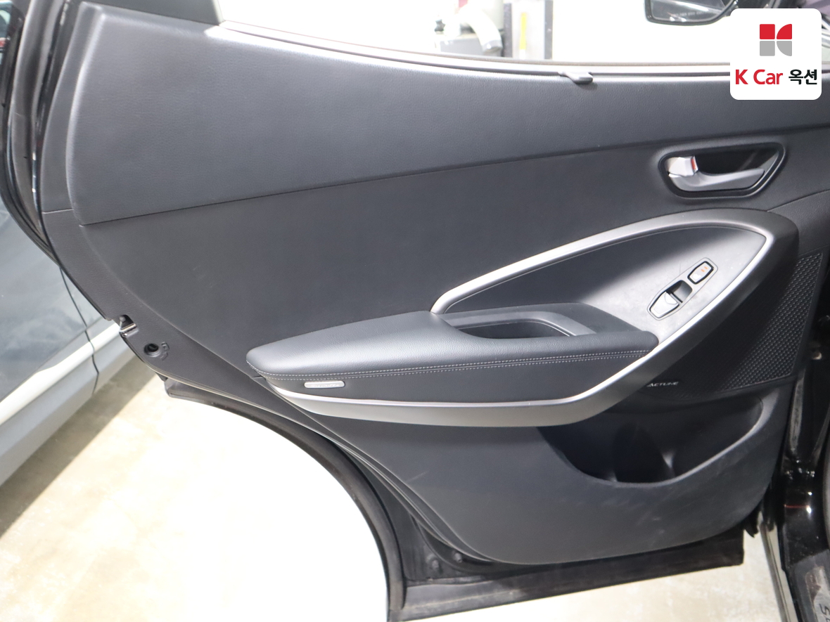 هيونداي سانتافي 2015 - صورة 21