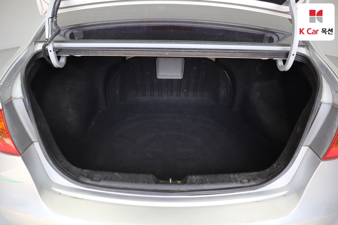 Hyundai Elantra 2007 - Image 24