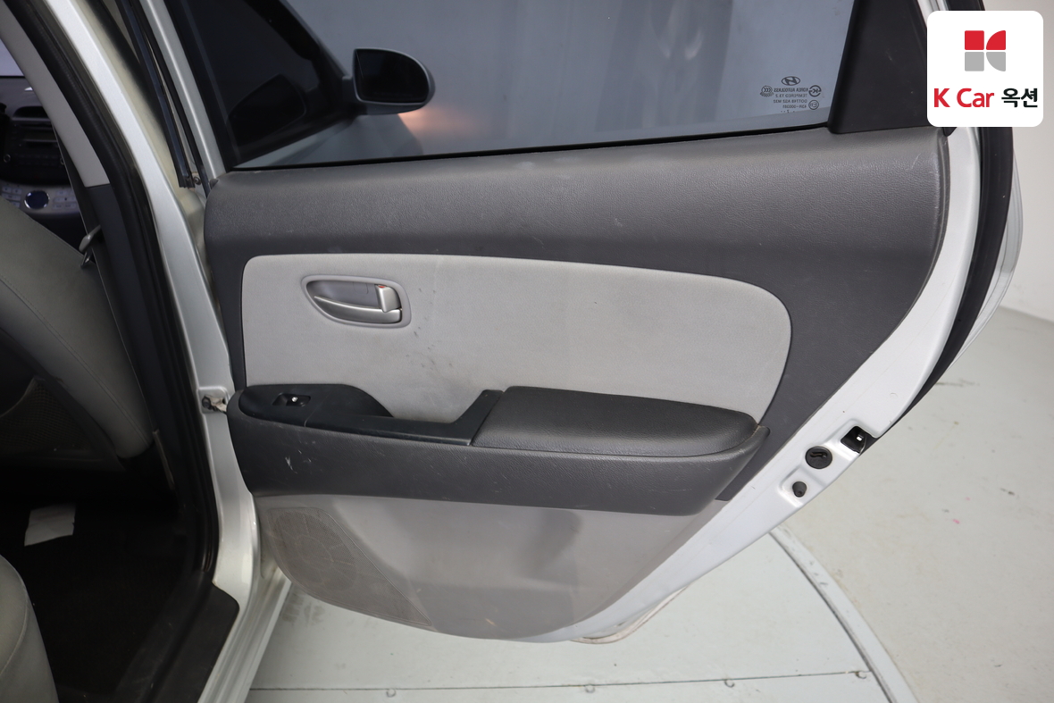 Hyundai Elantra 2007 - Image 25