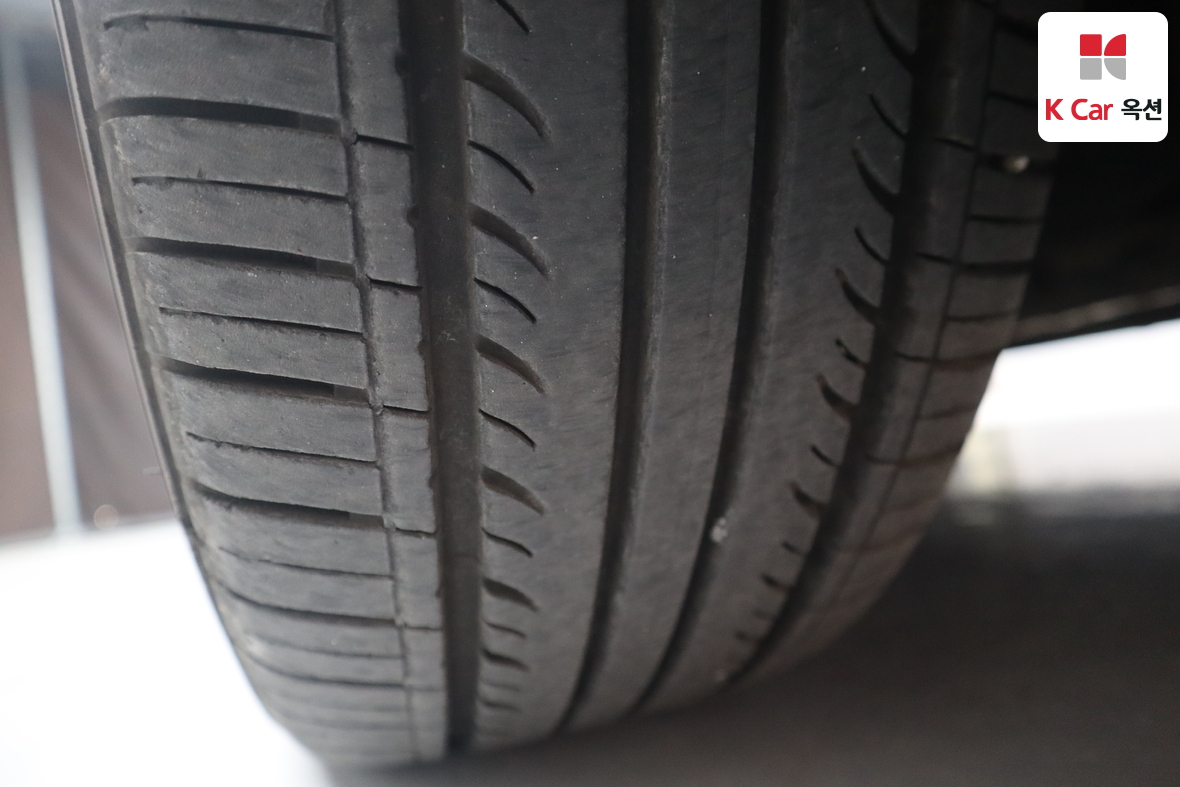 Toyota Camry 2011 - Image 33