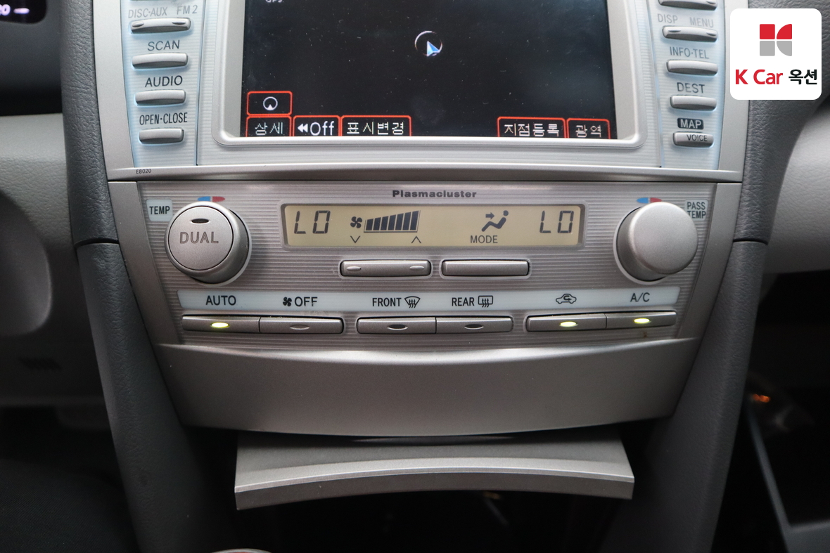 Toyota Camry 2011 - Image 15