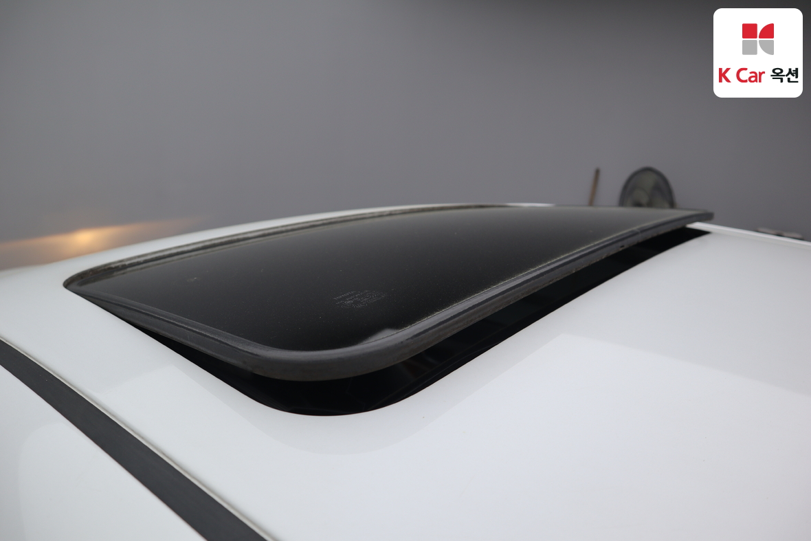 Toyota Camry 2011 - Image 25