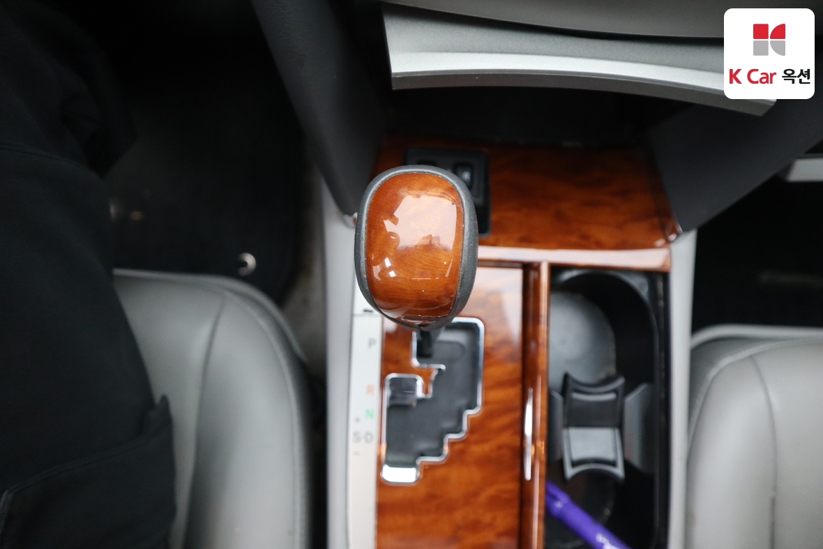 Toyota Camry 2011 - Image 17