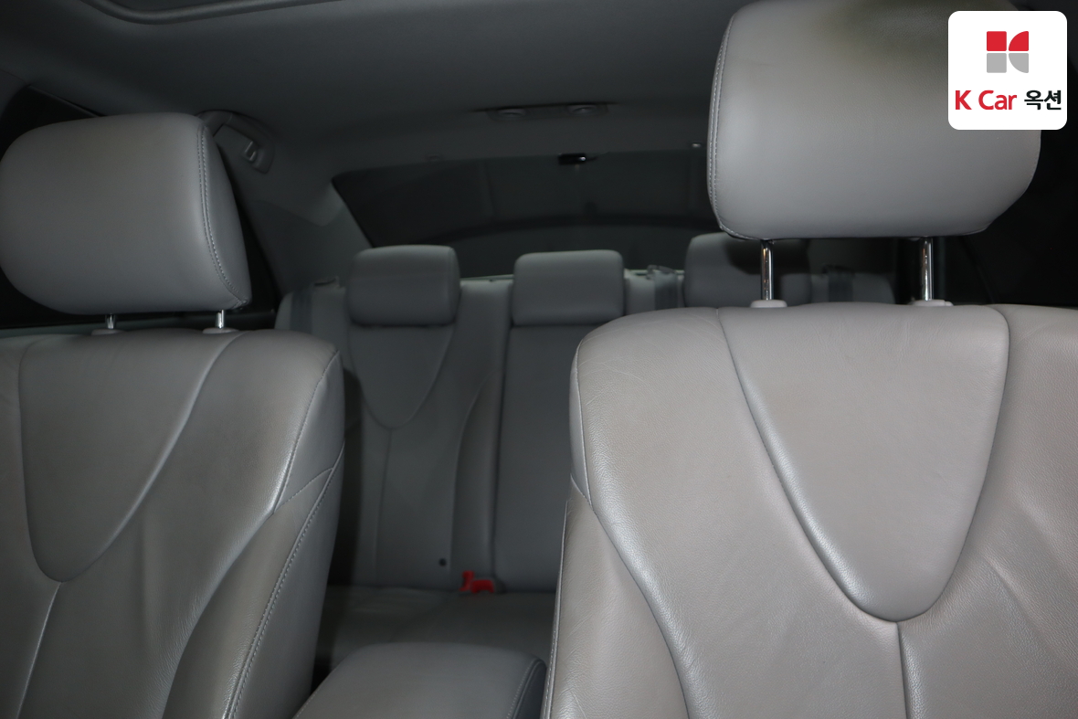 Toyota Camry 2011 - Image 19