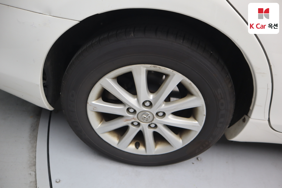 Toyota Camry 2011 - Image 46