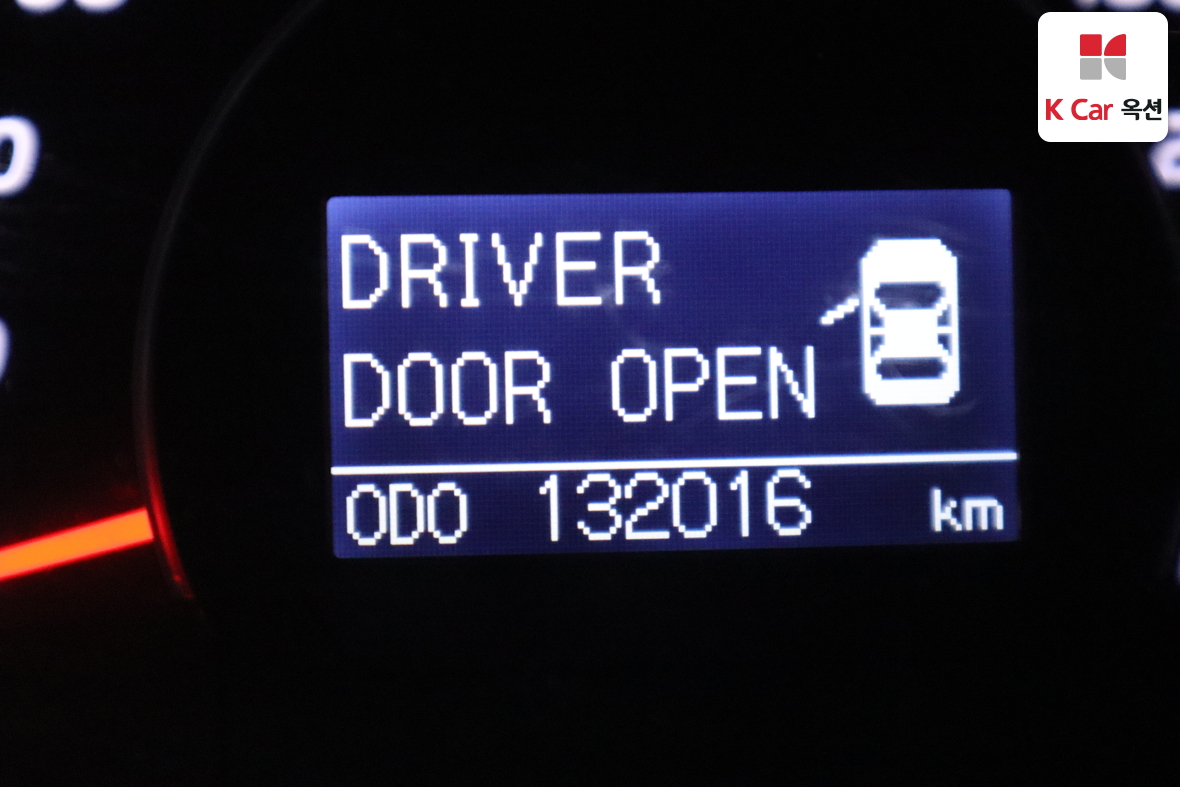 Toyota Camry 2011 - Image 4