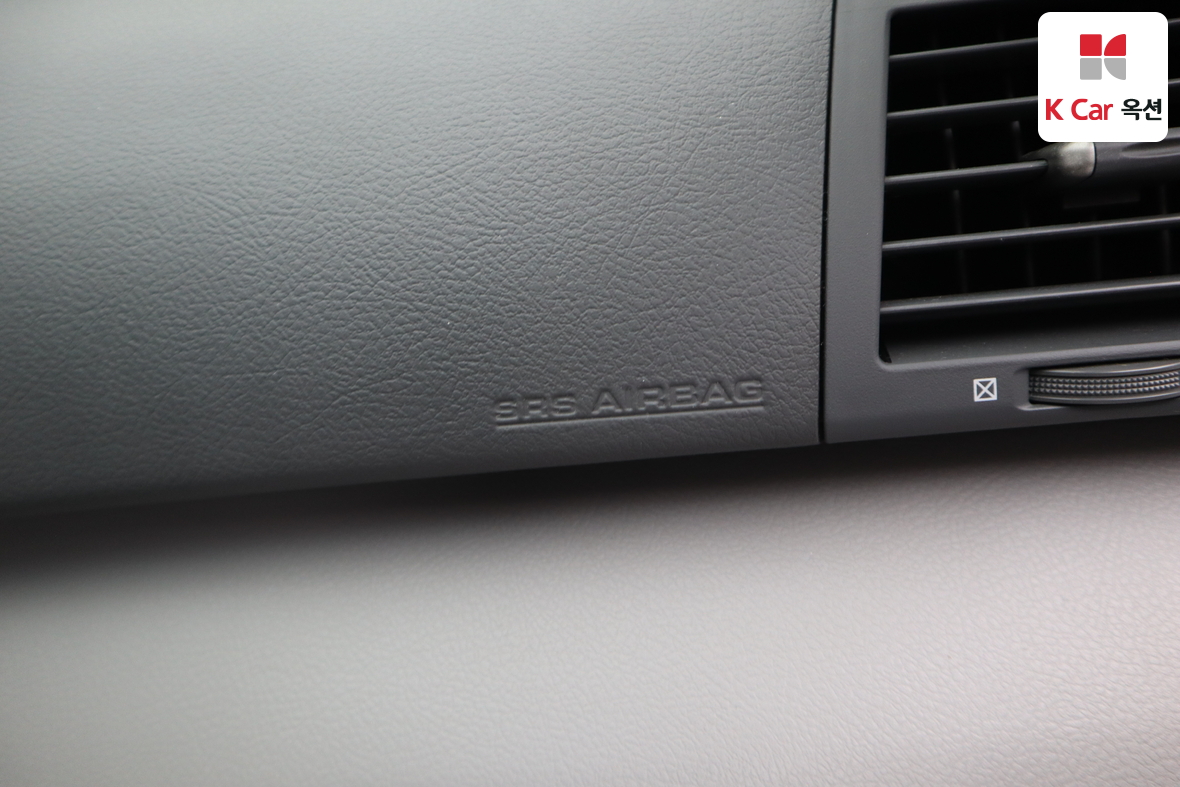 Toyota Camry 2011 - Image 32