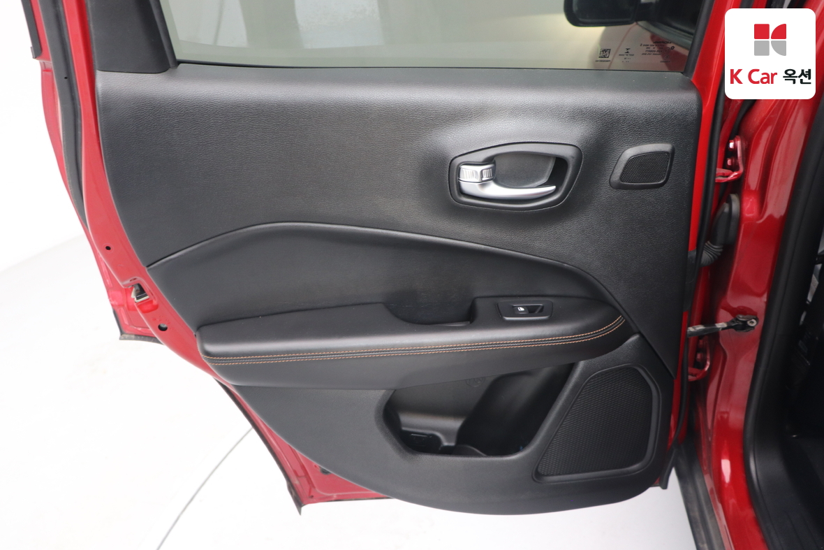 JEEP 컴패스 - 23