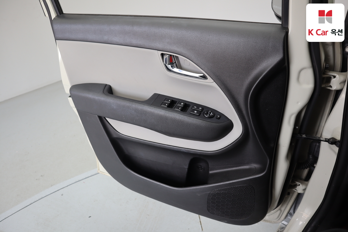 Kia Ray 2016 - Image 8