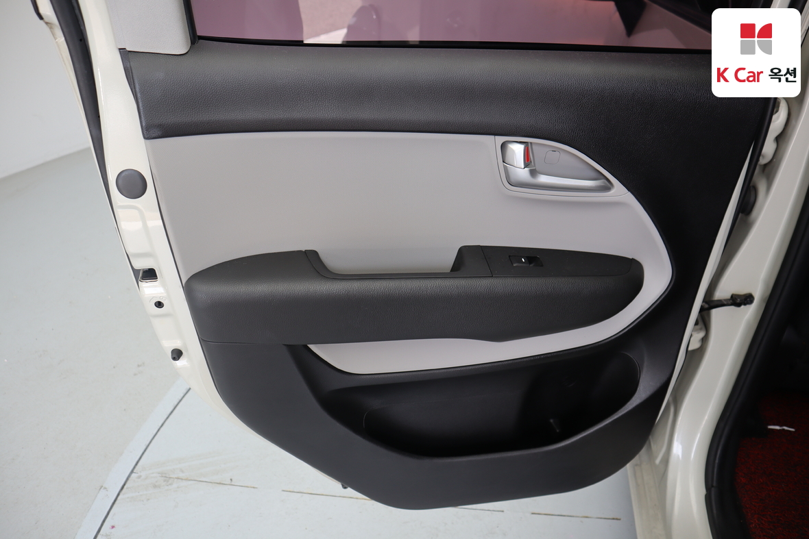 Kia Ray 2016 - Image 20